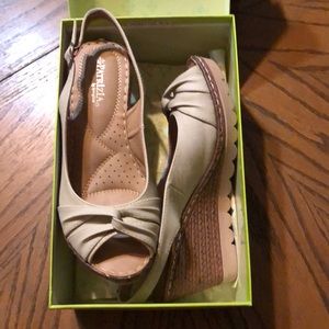 Women’s wedge sandals by Patrizia size 8.5